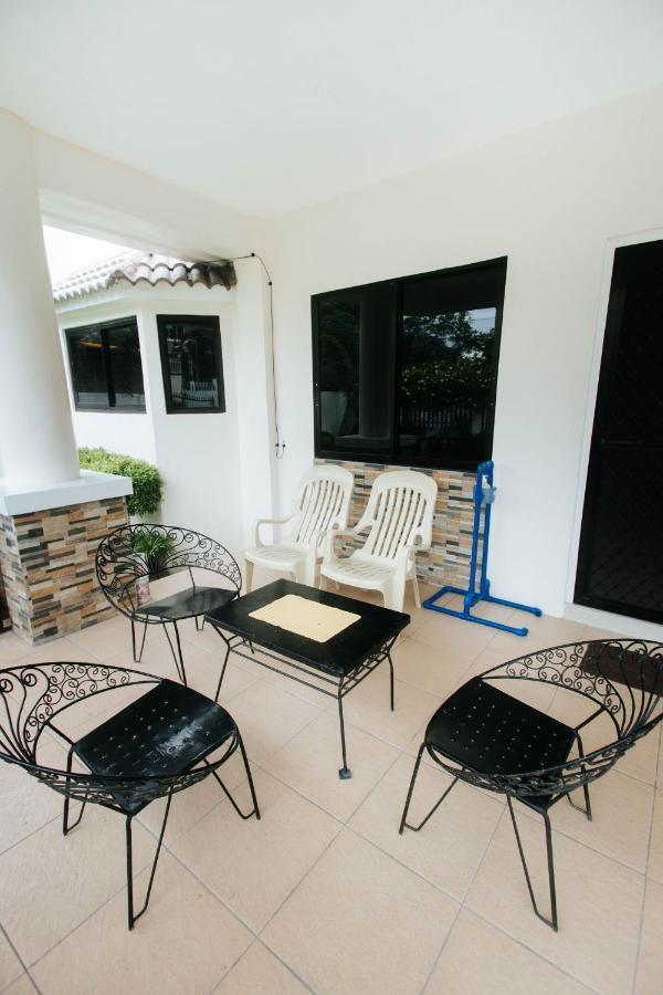 Bahay Ni Kikay Vacation Rental - Wifi Included General Santos City Exterior photo